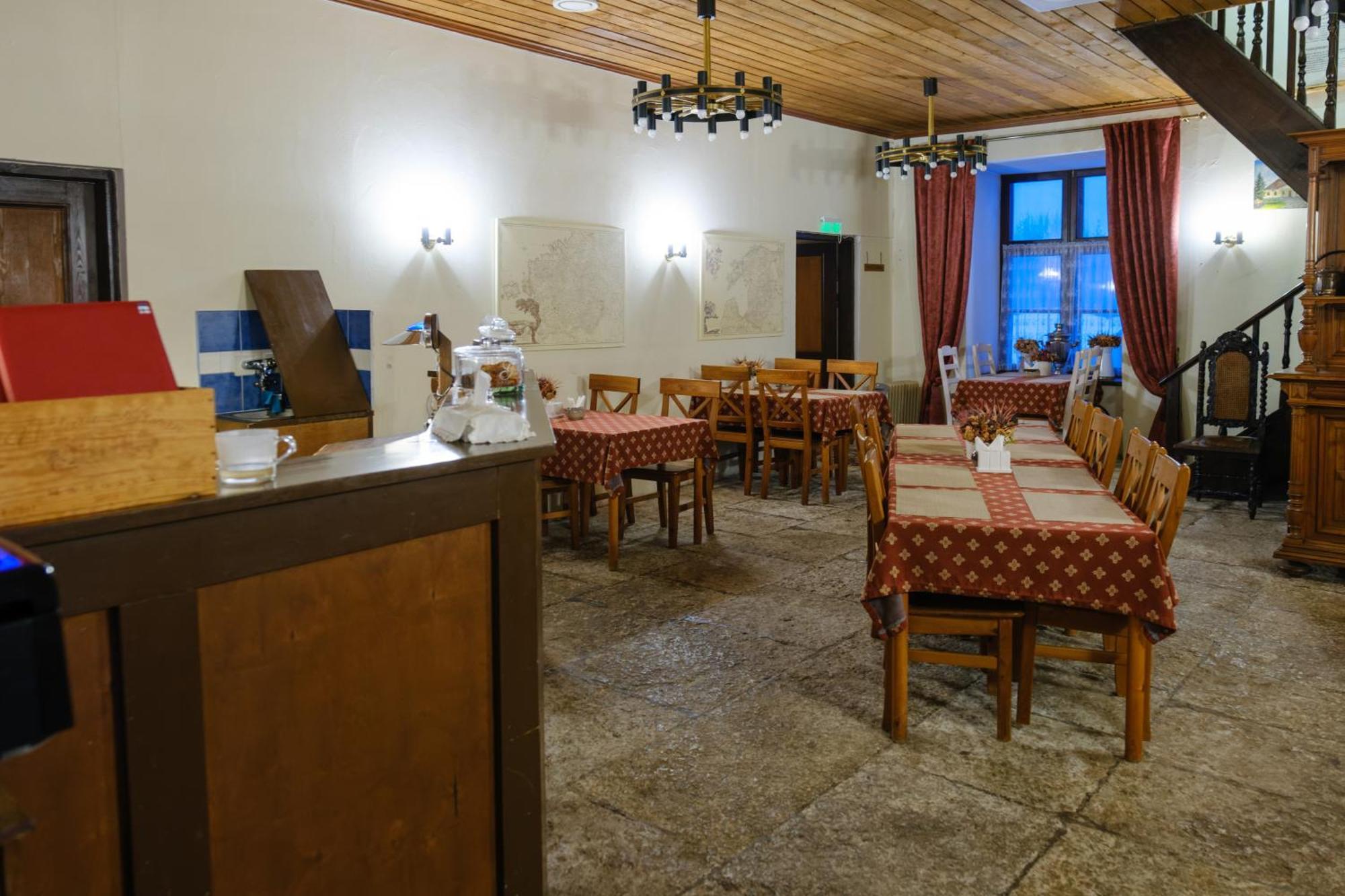 鲁纳维尔酒店 Nõmmealuse 外观 照片